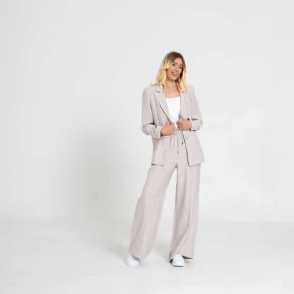 Completo Soft Chic Beige – Eleganza Quotidiana