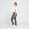 Jeans Grigi con Applicazione Strass Frontale