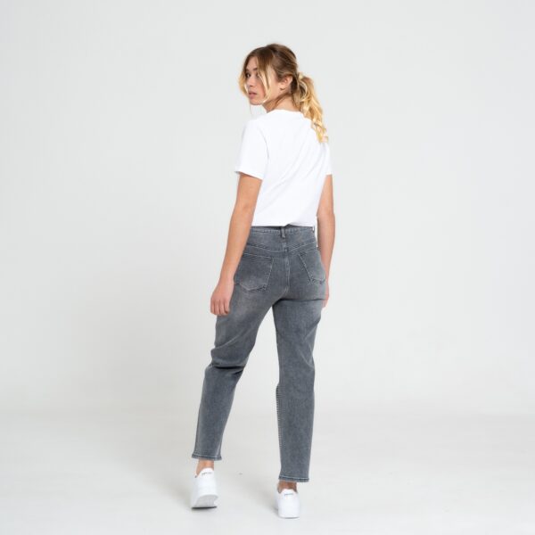 Jeans Grigi con Applicazione Strass Frontale